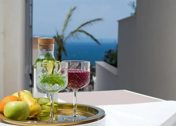 Apartment New -150m2 Penthouse With Shared Pool - Smaragd Makarska