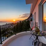 Lägenhet New -150m2 Penthouse With Shared Pool - Smaragd