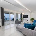 New -150m2 Penthouse With Shared Pool - Smaragd Lägenhet Makarska
