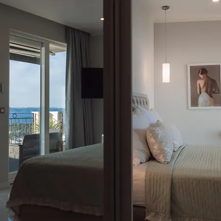 Appartement New -150m2 Penthouse With Shared Pool - Smaragd