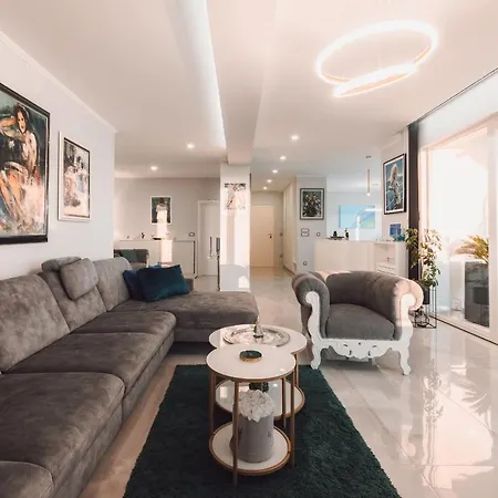 Appartement New -150m2 Penthouse With Shared Pool - Smaragd *