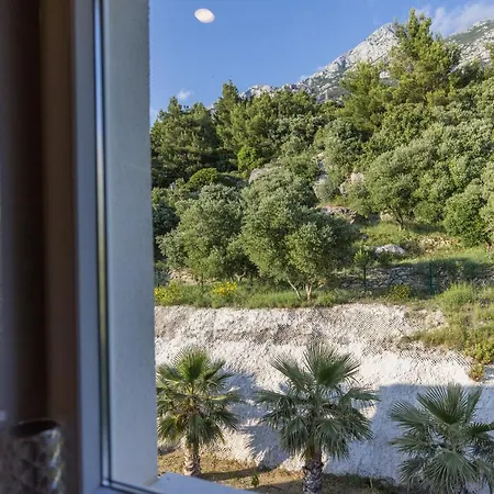 New -150m2 Penthouse With Shared Pool - Smaragd *