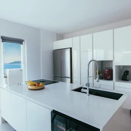 Appartement New -150m2 Penthouse With Shared Pool - Smaragd Makarska