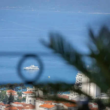Lägenhet New -150m2 Penthouse With Shared Pool - Smaragd Makarska