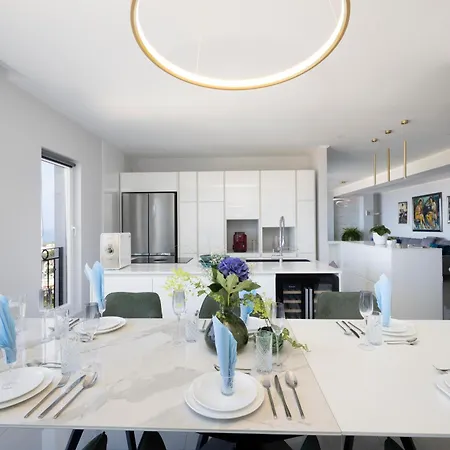 New -150m2 Penthouse With Shared Pool - Smaragd Appartement Makarska